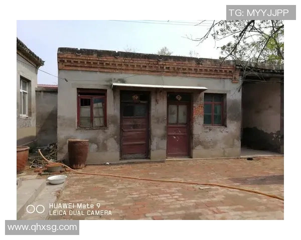 足球明星悲痛丧子瞬间高清照片记录心碎时刻与无尽思念